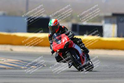 media/Mar-28-2022-Superbike Trackdays (Mon) [[b8603d0f67]]/Novice Group (1130am-12pm)/Turn 2/